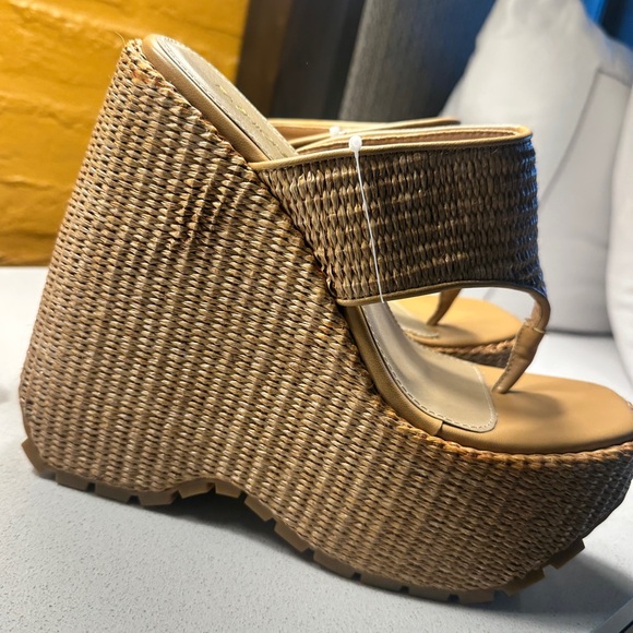 Platform Wedges - Picture 2 of 7